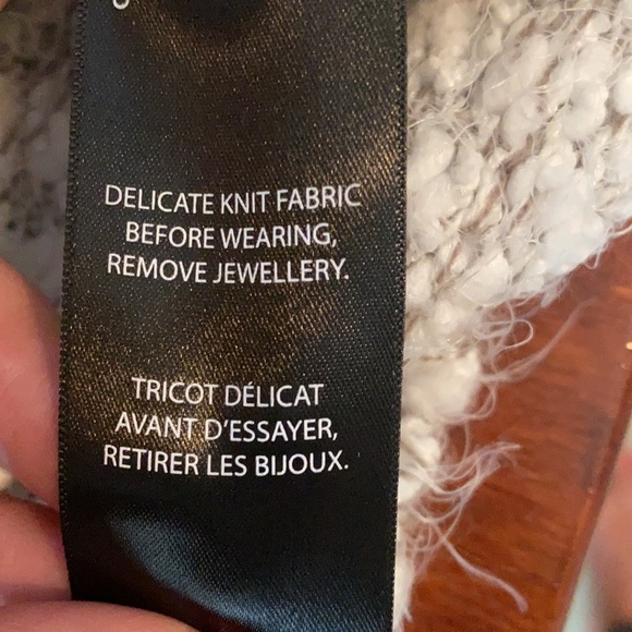 Gray and white knit sweater by Buffalo. - Picture 5 of 5